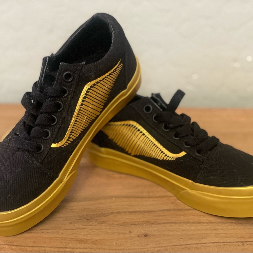 *Kids size 12* Harry Potter Golden Snitch Vans lace up shoes. Never worn.